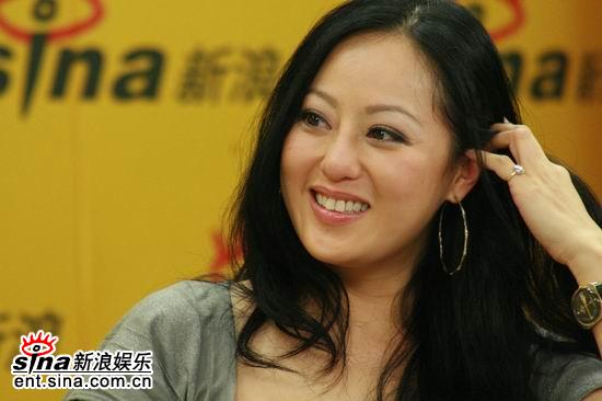 钟镇涛称与章小蕙难沟通 婚姻出问题比破产难