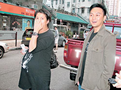 袁咏仪、张智霖喜得贵子昨日产下7斤男婴(图)