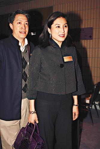 《转摘》赌王斥许晋亨不懂欣赏女儿 赞爱女比李嘉欣漂亮