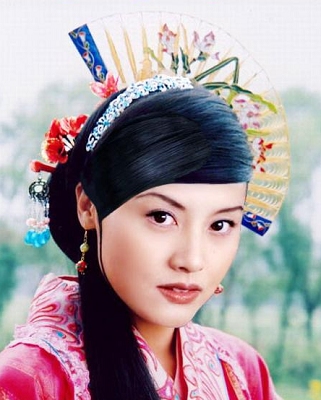 35岁藤原纪香公布婚讯亮巨钻被传脚踏两船(图)