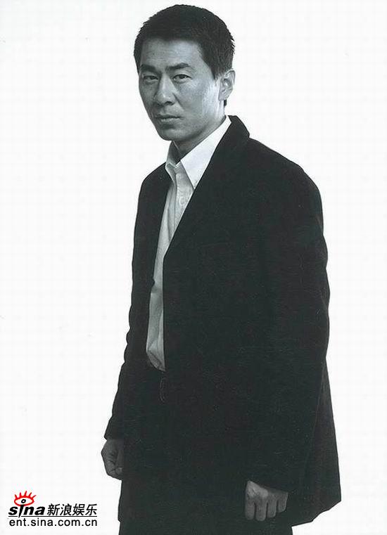 陈建斌签约小马奔腾成为许晴同门师弟(附图)