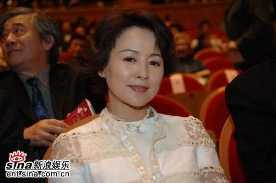 资料：演员张瑜个人档案(图)