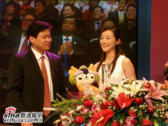 韩雪获“苏州骄傲”2006年十大新闻人物”(图)