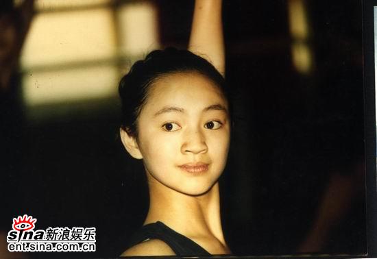 组图:追溯童年往事孙楠罗海琼霍思燕纷说趣事
