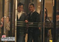 独家组图：黄晓明新女友曝光应采儿夜店见公婆