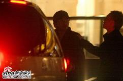 独家组图：黄晓明新女友曝光应采儿夜店见公婆