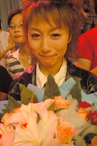组图:安又琪获得超级女声南京赛区冠军