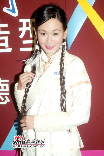 组图黄宗泽廖碧儿等试造型镜头前摆侠客风采