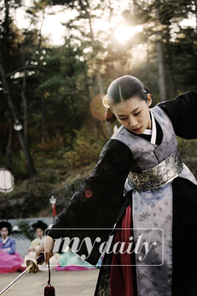 河智苑《黄真伊》首次展现韩国传统舞蹈(组图)