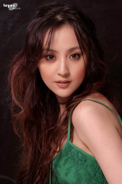 《俏女冲冲冲》热拍周蕾二度出演万人迷(附图)