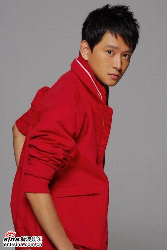 《河流如血》黄明男孩到男人转变期待超越前辈