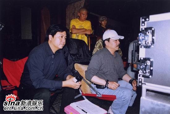 酷暑搅“热”《天下》万弘杰黑子中暑坠马受伤