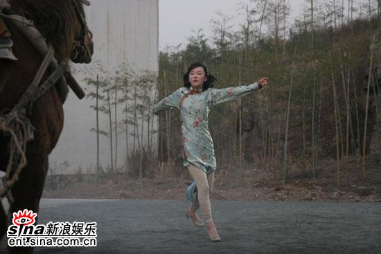 《最后的格格》热拍霍思燕赶追孙兴图曝光