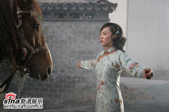《最后的格格》热拍霍思燕赶追孙兴图曝光