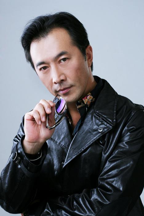 《和平使命》青岛收尾郑晓宁当上博士大校(图)
