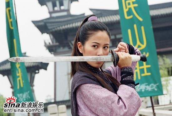 叶璇作客《天下第一》:很喜欢上官海棠(组图)图片