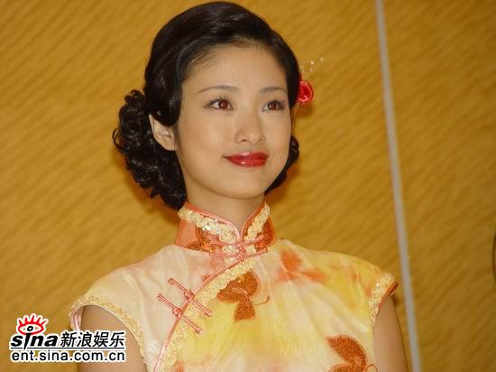 组图:日本女星上户彩来上海拍摄《李香兰》