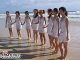 组图：青春之星澳洲之旅选手海滩展示活力装