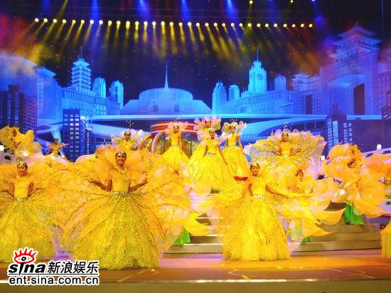 图文:北京春晚明星大腕云集--舞蹈表演(1)