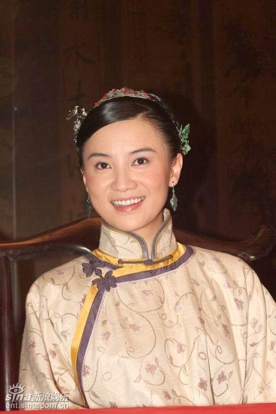 图文：《中国往事》探班--宋佳穿着戏服