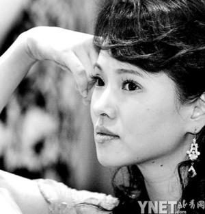 伊能静入戏太深偷着掉泪称要与“周璇”同寂寞