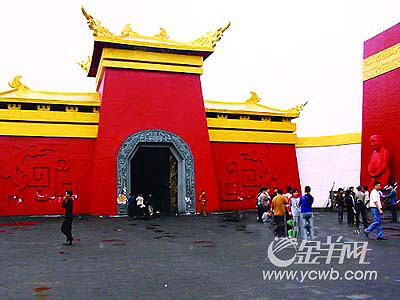 艺谋“单骑”会凯歌贺岁大冲撞拉开帷幕(组图)
