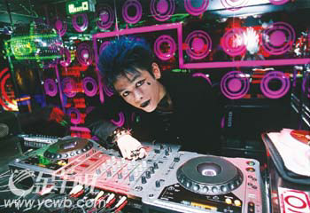 ˹֮ᵽҹDJ(ͼ)