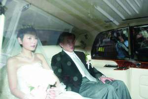 傻强杜汶泽欢欢喜喜娶老婆组图
