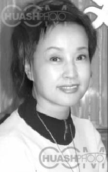 刘晓庆与姜文还有戏不谈“欠款”只谈工作(图)