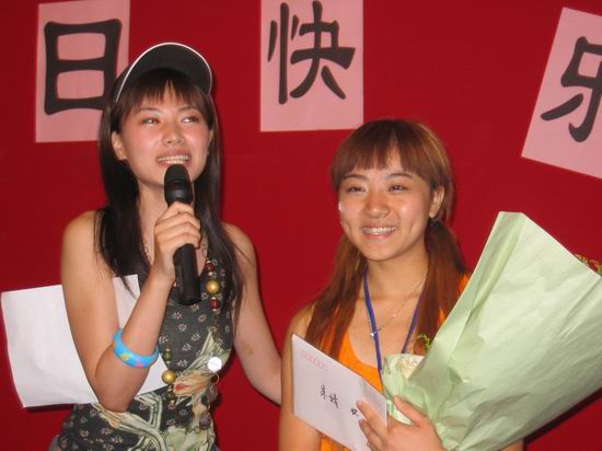 资料图片：pinkpink成员朱靖参加亚洲新人赛