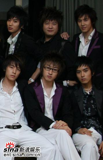 ͼģൺԻSuperJunior--ڰʹ