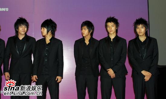 图文:2006韩流中国大奖揭晓--Super Junior成员