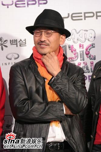 图文：韩国MKMF颁奖礼举行--《王的男人》导演李俊益