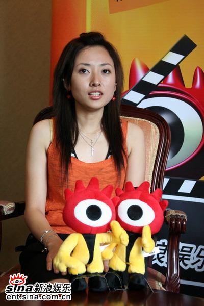 超级女声成都20强选手做客新浪聊天--熊文(图)