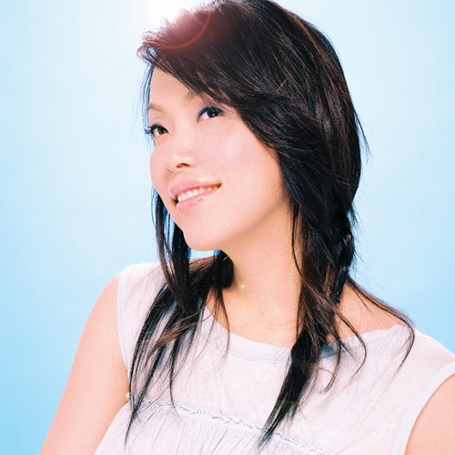 陈明结婚后唱新歌“幸福的声音”遍满音乐现场