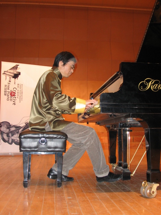 晨琪四季信礼自由钢琴音乐会国图音乐厅上演