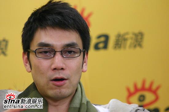 图文：林依轮聊网络音乐现象--黑框眼镜