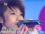 图文：超女广州赛区7进5-刘力扬演唱动听歌曲