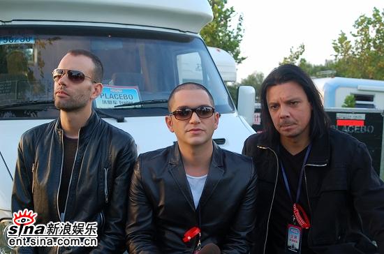 影音娱乐 音乐 2006北京流行音乐节专题 正文 placebo乐队接受新浪