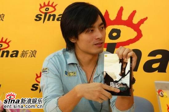 图文：陈龙聊专辑《冲刺》-放弃了梦想就不会实现