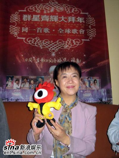 图文：孟欣曾志伟刘欢接受专访-孟欣与小浪