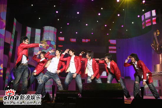 ͼģSuperJunior赸Է