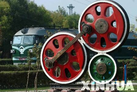 图文:中国最后的蒸汽火车--新型内燃机车