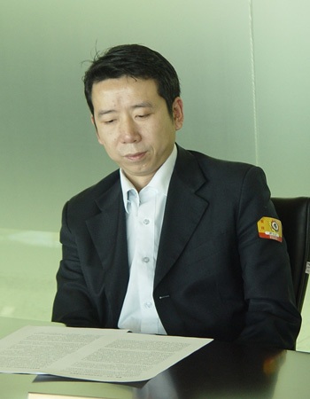 地板巨头强强联手重拳打击劣质地板(组图)