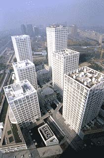 房产 地产新闻 > 正文  soho现代城是soho中国的第一个项目.