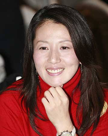 图文:2006中国地产慈善之夜-世界冠军大杨扬