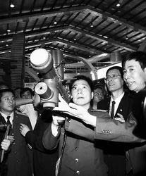图文：航天员杨利伟昨参观珠海航展