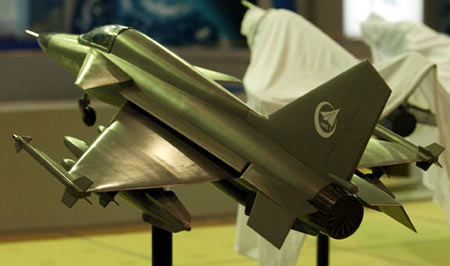 贵航工业集团在珠海航展展出新型单座战机模型