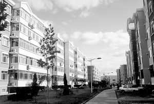 北京市为驻京部队军官首次颁发房产证(附图)
