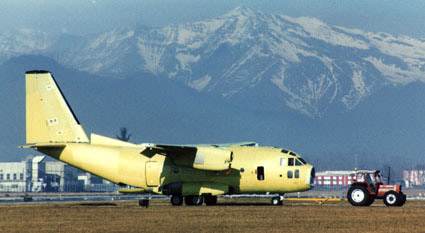 希腊空军C-27J斯巴达运输机完成首飞(组图)